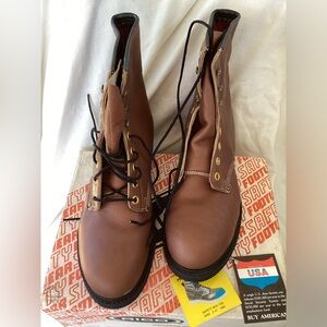 Men’s work boots